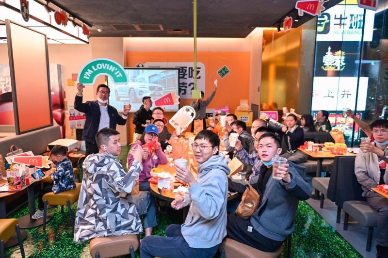 共庆2022年卡塔尔世界杯,麦当劳中国升级麦乐送新体验