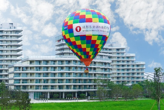 湖畔婚礼心旅程 成都东安湖木棉花酒店婚礼火热预定中