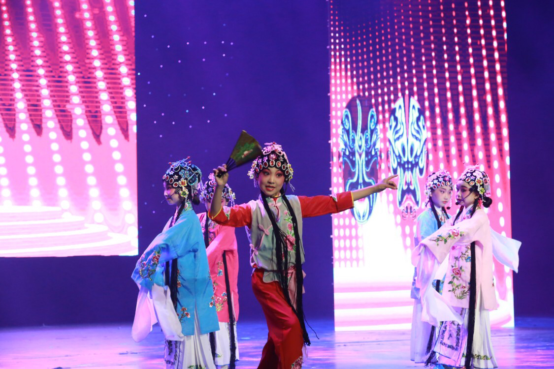 宜宾市翠屏区中小学艺术教育成果大展演 师生带来艺术盛宴