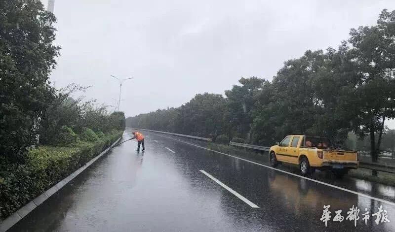 暴雨橙色预警 交通部:全国18条高速6条国道受影响
