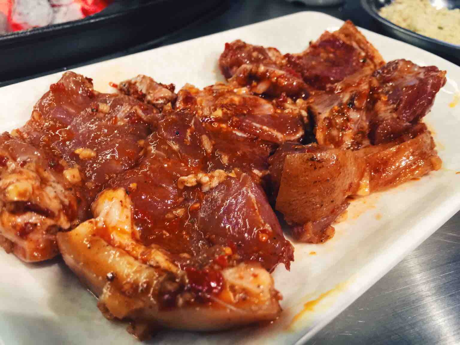 坝坝头食肉族自助狂欢，凉山好汉火盆烧烤肉真香