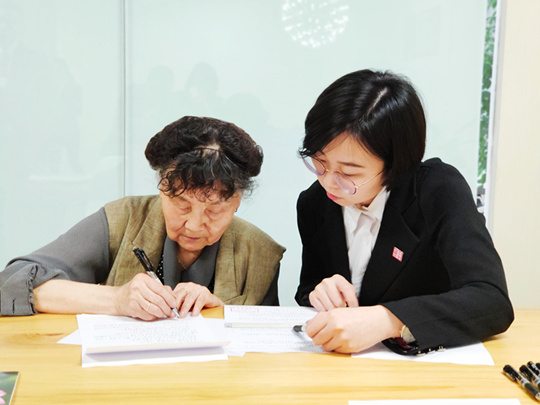 中华遗嘱库成都办理首批公益遗嘱登记